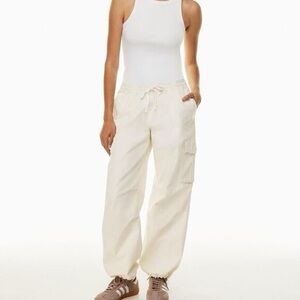 Aritzia Wilfred‎ Free Cassian Cream Cargo Pants Size XS
